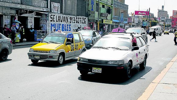 Venezolanos no pueden brindar servicio de colectivo