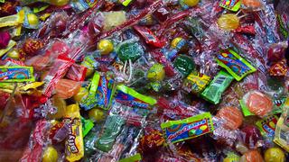 Niños corren peligro en Halloween por consumo excesivo de dulces