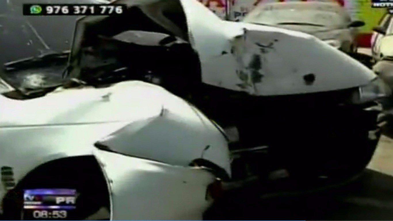 Policías ebrios protagonizan accidente de tránsito 