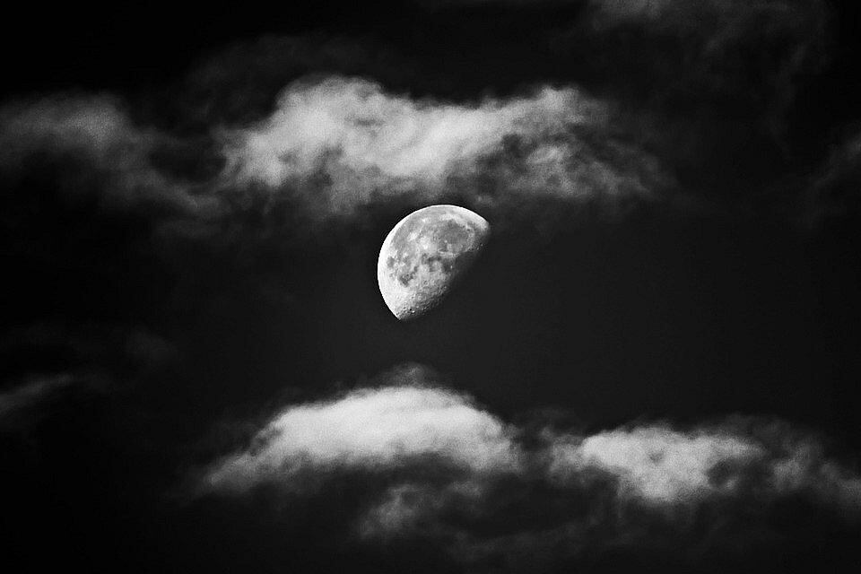 Luna Negra: ¿Se viene el fin del mundo? anuncian extraño fenómeno este viernes 30 (VIDEO)