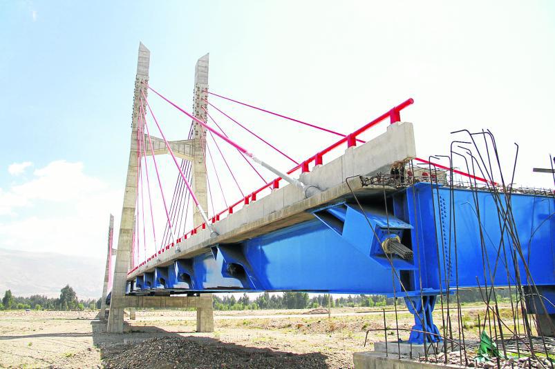 Gobierno regional  realizará peritaje a puente Comuneros 