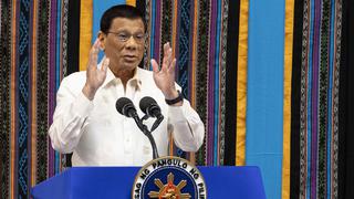 Presidente de Filipinas ordena disparar a quienes no acaten cuarentena por coronavirus (VIDEO)