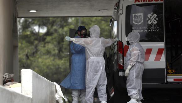 Las autoridades sanitarias creen que, con base en las actas de defunción, la pandemia ha dejado más de 350.000 muertos en el país. (Foto: EFE/Sáshenka Gutiérrez)