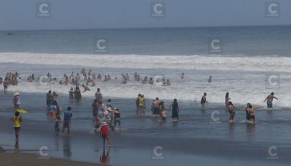 Veraneantes podrán acudir a las playas de Arequipa hasta abril