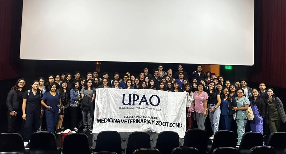 “Vaguito”: estudiantes de universidad de Trujillo llenan salas de cine para ver película nacional
