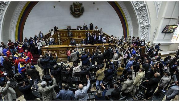 La Asamblea venezolana pone en marcha juicio político a Nicolás Maduro