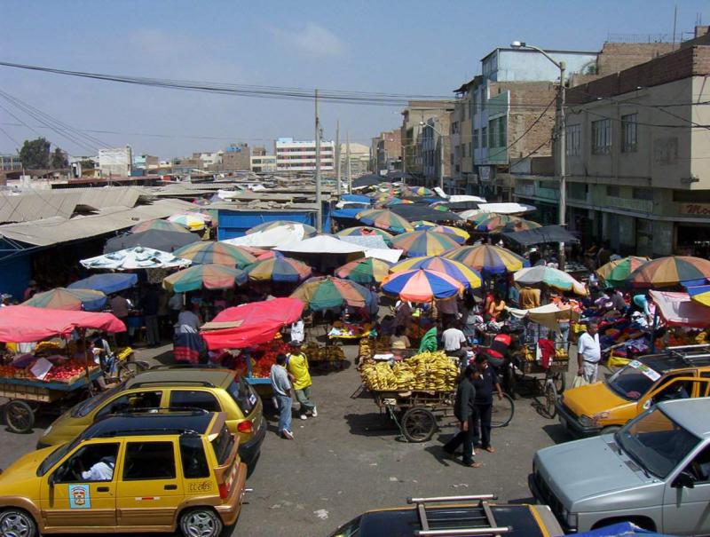 Piden plazo para desalojo en Mercado Modelo