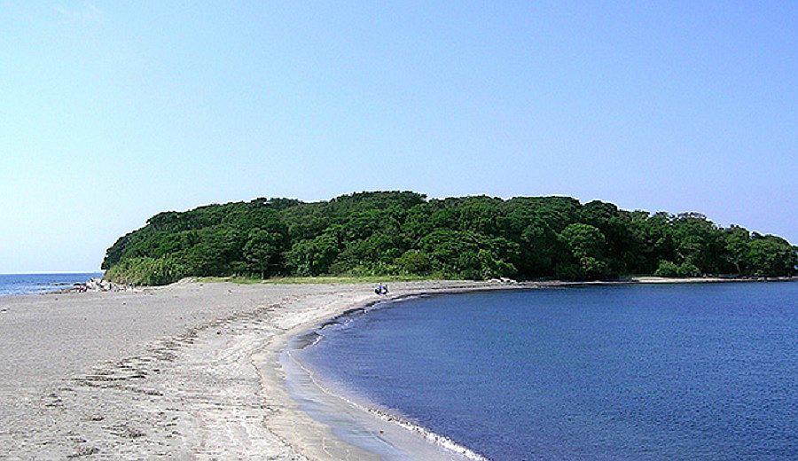 Conoce la isla que no puede ser visitada por mujeres (VIDEO y FOTOS)