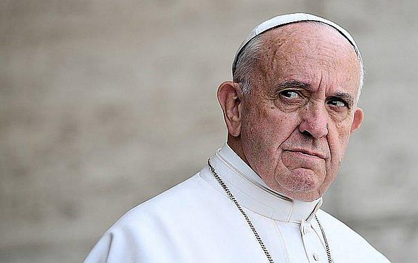 Papa Francisco critica las intrigas y ambición de "traidores" que están dentro del Vaticano