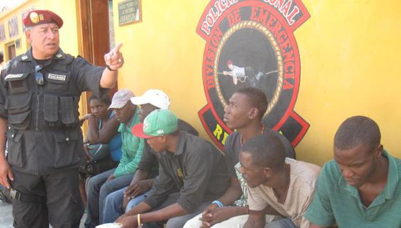 Detienen a 15 haitianos ilegales en Chiclayo