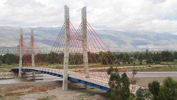 El 'Comuneros': Memoria de un puente que espera allá en el río 