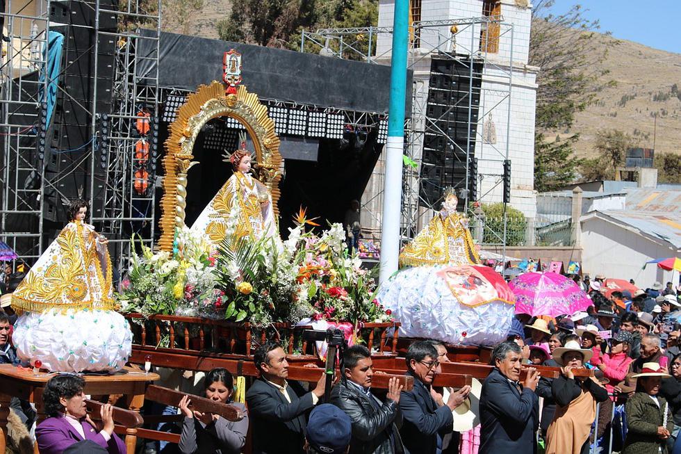 Cultura y religión se unieron en celebración al Niño San Salvador en Capachica