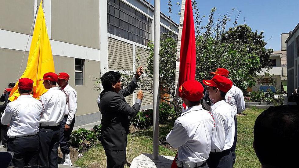 Colegio emblemático Coronel Bolognesi celebró sus 194 años de creación