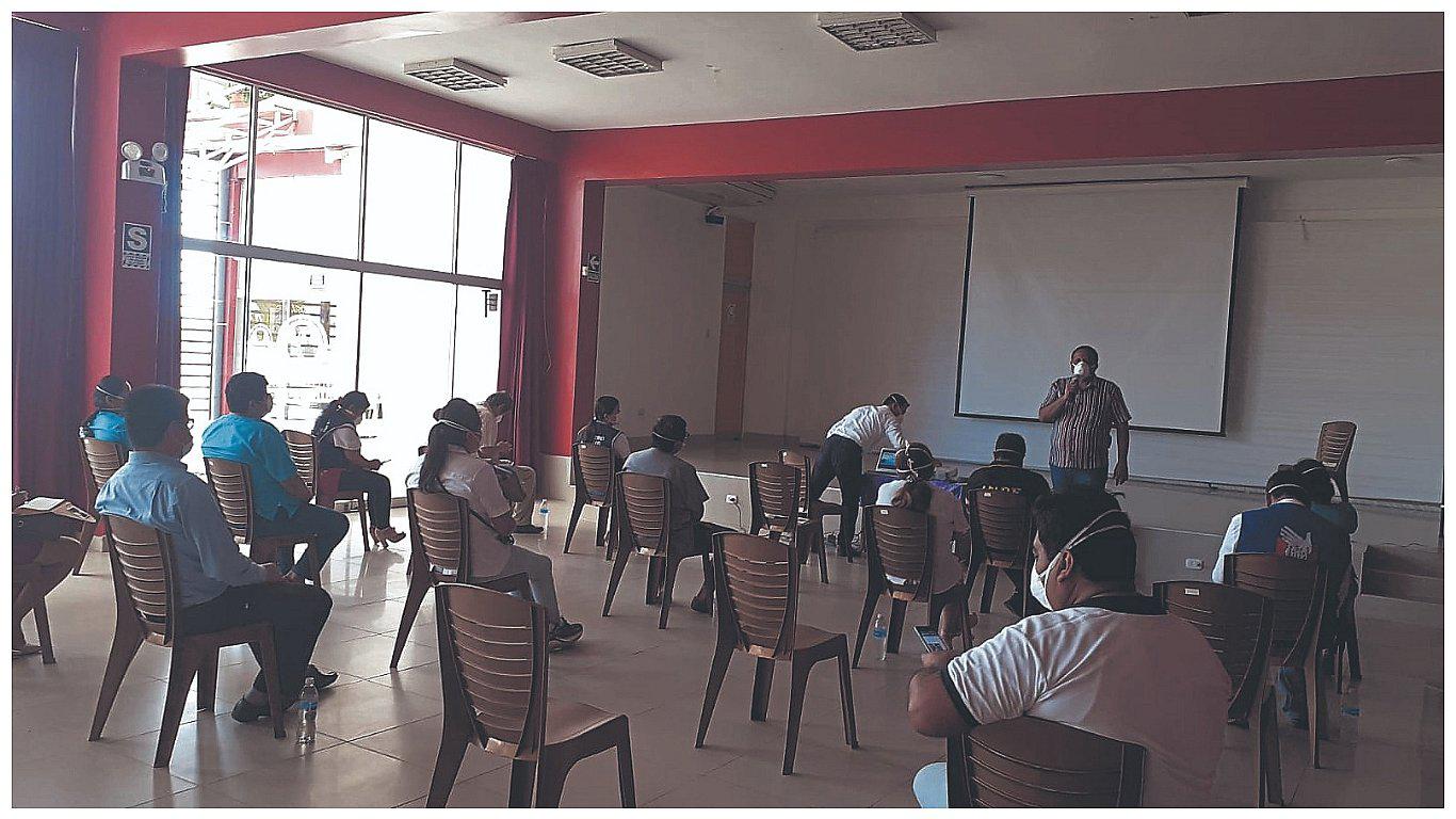 Médicos lanzan su voz de alerta ante la pandemia