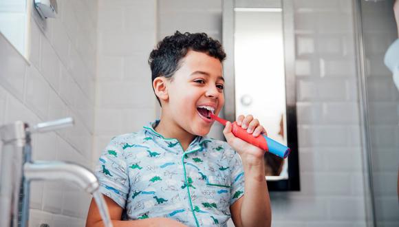 La doctora Jackeline Llerena nos explica la importancia de lavar los dientes de nuestros hijos. Foto: iStock.