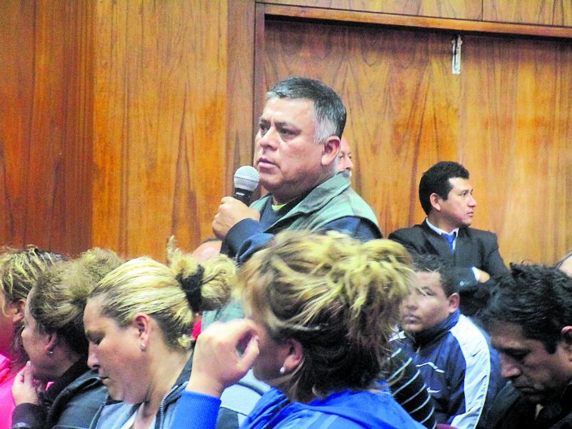 Pistolas, balas y actas de las grabaciones, los incriminan