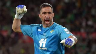 Con puro en mano: Claudio Bravo sorprende con peculiar celebración (FOTO)