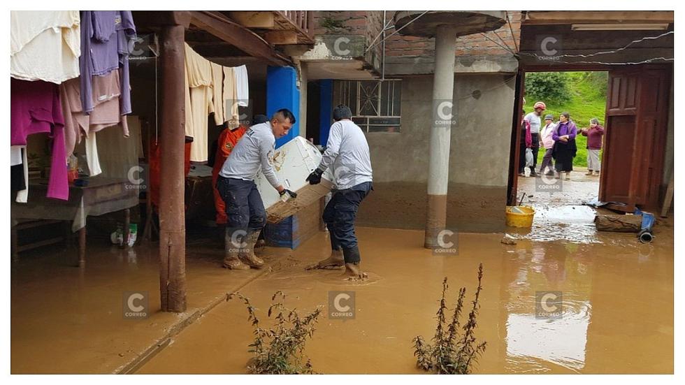 Deslizamientos provocan daños en viviendas y cultivos en Huancayo (FOTOS)