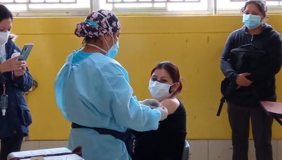 Están habilitados 20 puntos de inmunización en la provincia de Trujillo.  Se pide orden y responsabilidad para evitar aglomeraciones y caos.
