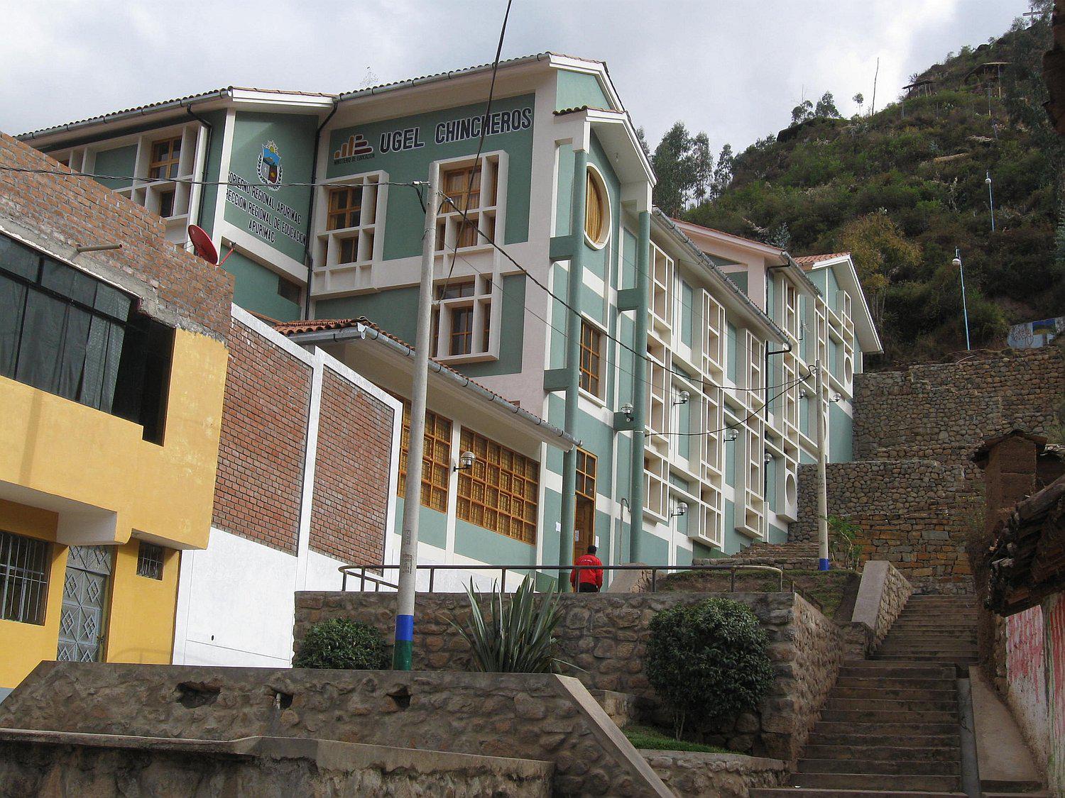 Un centenar de citados por presunto robo de 96 mil soles en Ugel Chincheros