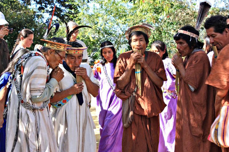 Nativos de  Pampa Michi denuncian a agencias de turismo