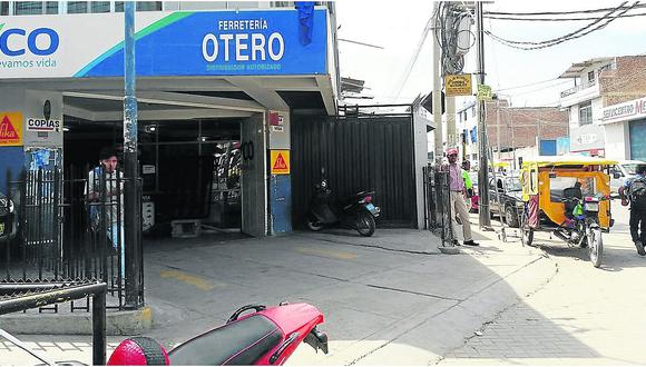 “Marcas” roban S/ 50,000 a una empresaria en plena avenida Sánchez Cerro 