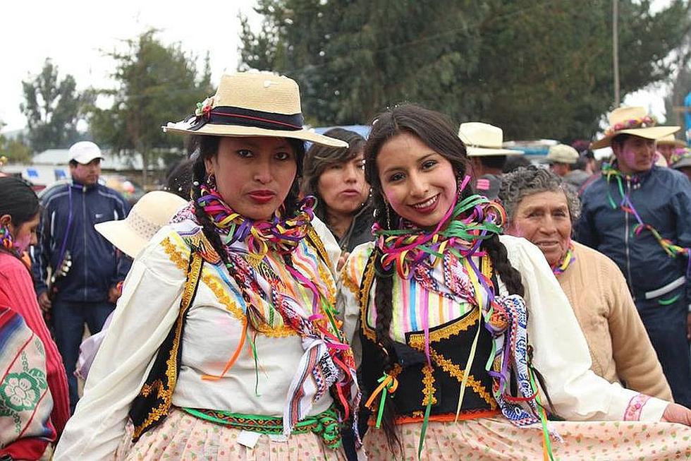 ​Declaran como patrimonio cultural de la nación al Carnaval de Puquina