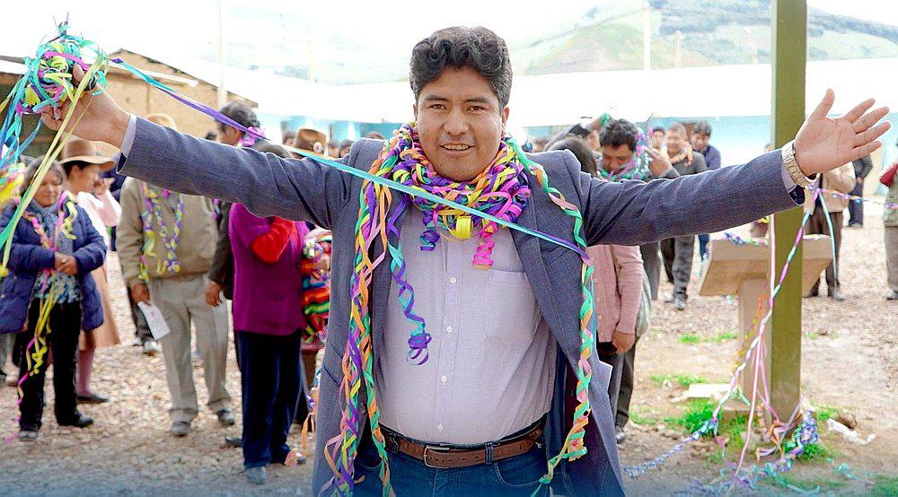 Cusco: hoy deciden si alcalde acusado de abusar de joven en su despacho va a prisión o no (VIDEO)
