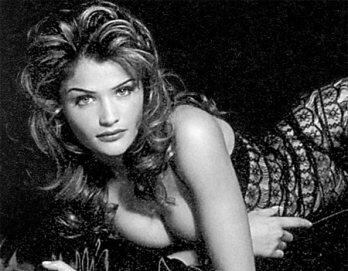 Helena Christensen ayuda al Perú