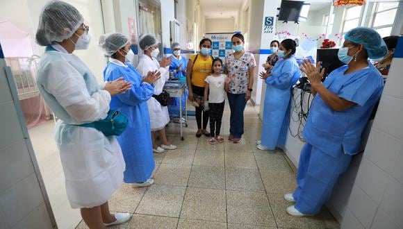 Una niña de 7 años derrotó el dengue tras permanecer hospitalizada en el Jorge Reátegui