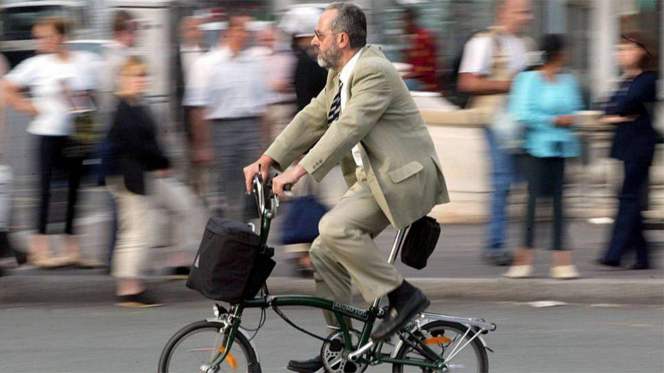 Proponen que trabajadores públicos reciban días libres por ir a trabajar en bicicleta