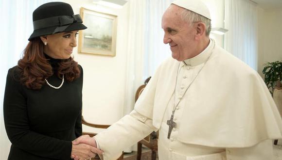 Papa Francisco conversó con la presidenta argentina Cristina Fernández