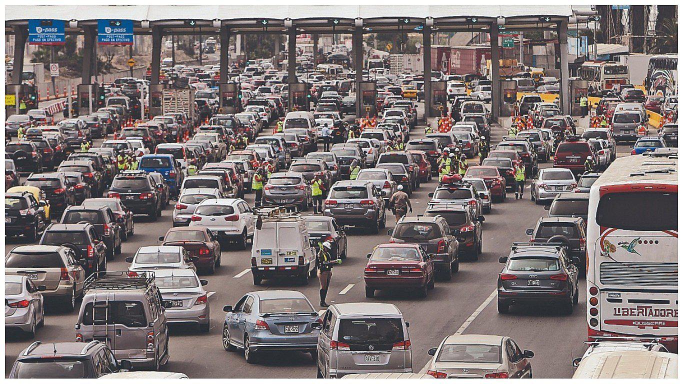 Semana Santa: más de 160 mil vehículos saldrán de Lima por la Panamericana Sur 