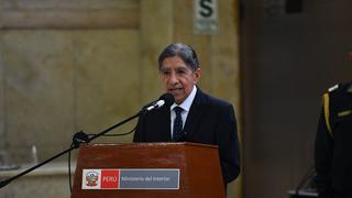 Comisión de Defensa cita a ministro Avelino Guillén por proceso de ascensos en la PNP