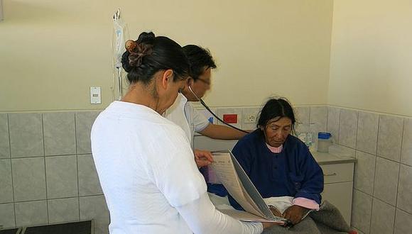Dos médicos fueron suspendidos por faltas en Arequipa