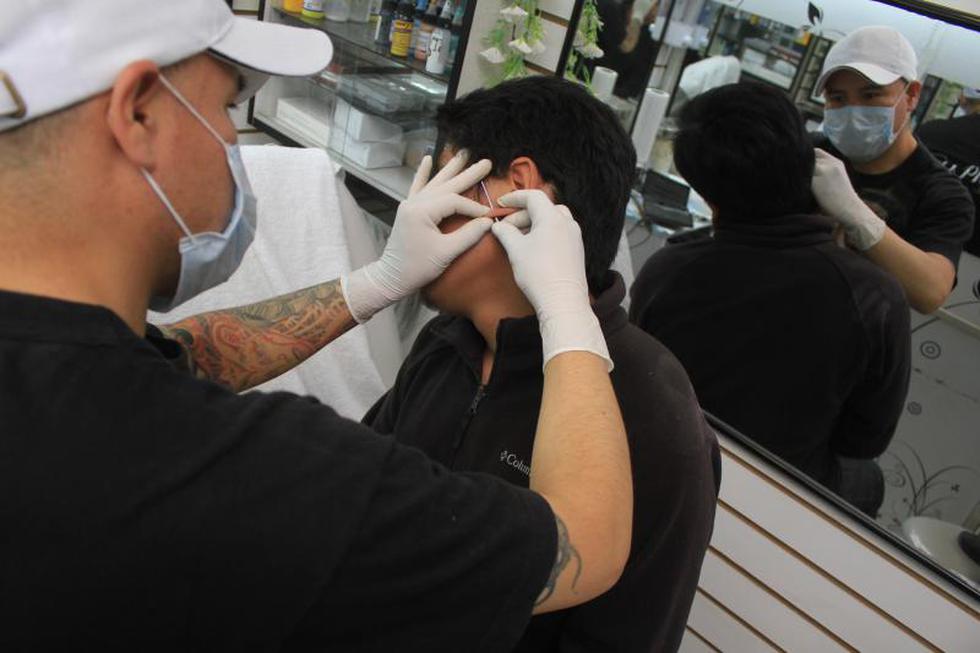 Llega a Huancayo el "hacedor" del hombre más tatuado del mundo 