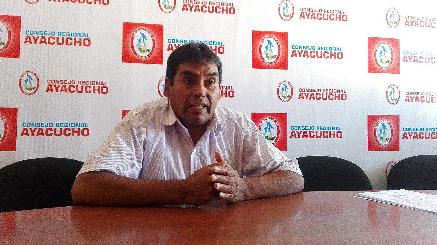 Consejero Aníbal Poma: "Promesas del gobernador son por populismo y clientelaje político"