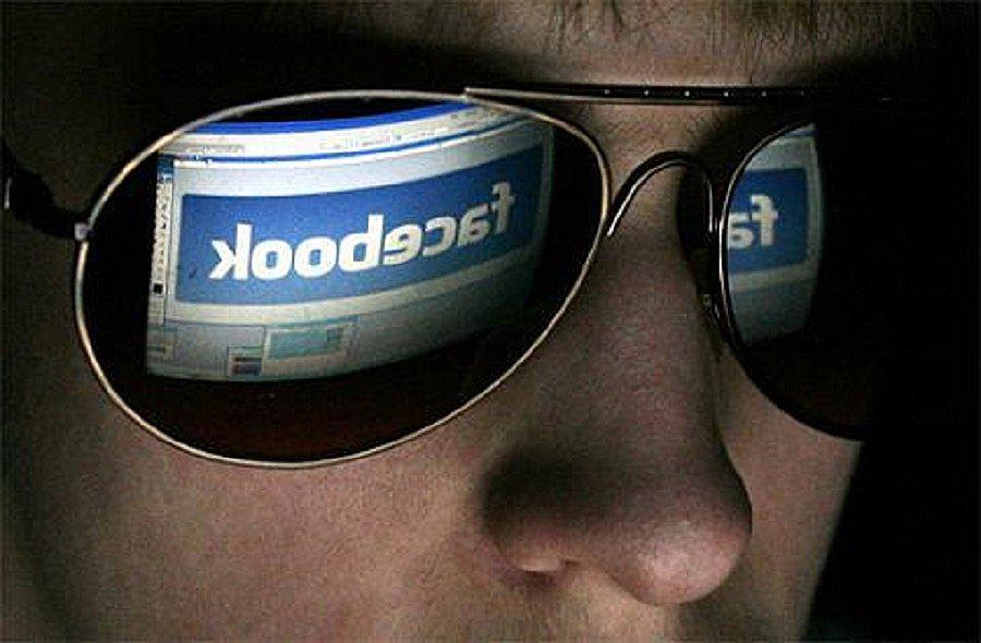 ​¡Cuidado!  ​Facebook descubre acción para ganar falsos amigos y enviar mensajes no deseados