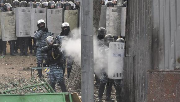 Ucrania: Video muestra agresiones de la policía a los manifestantes