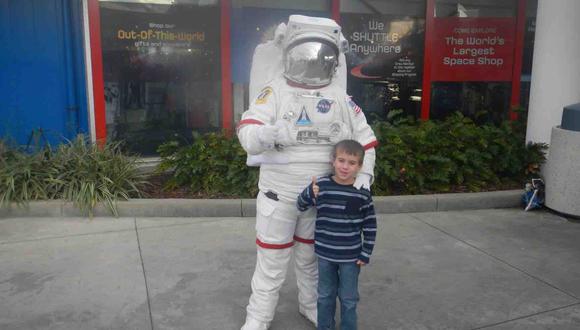 Quería ser astronauta, pero murió a los 11 años y ahora sus padres planean enviar sus cenizas a la Luna. (Foto: GoFundMe)
