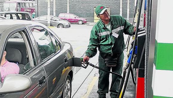 Regidor de Miraflores denuncia mal uso  de combustible
