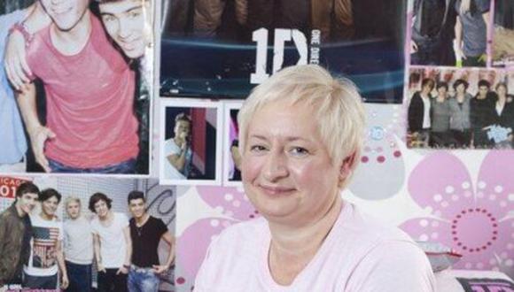 Mujer de 47 años es fanática de One Direction y tiene 20 tatuajes de la banda