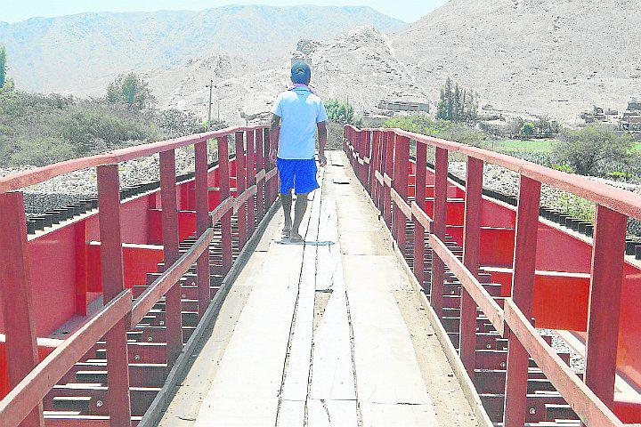 Nasca: más de 4 años y el puente Aja no es acabado