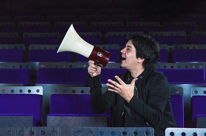 Lucho Quequezana presenta "Sesiones 190"