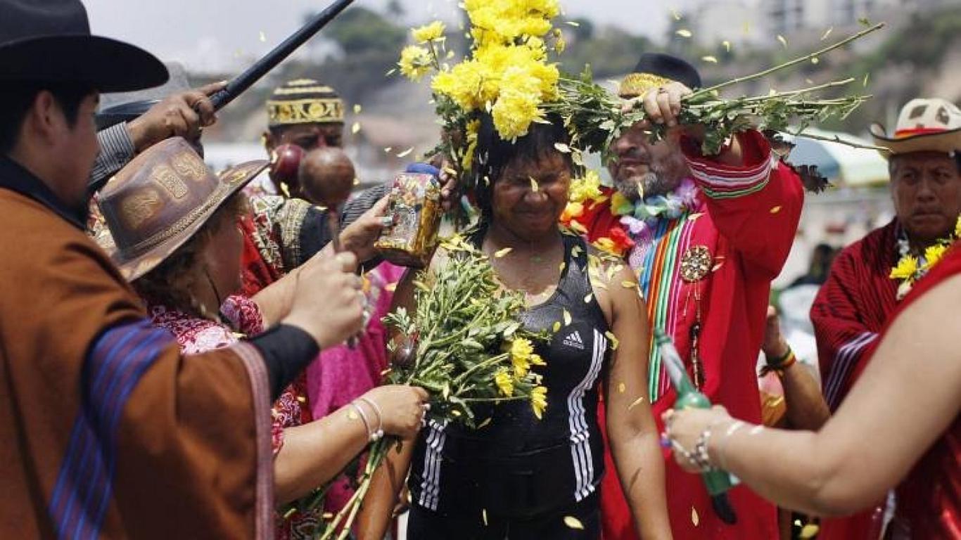 EsSalud advierte sobre baños de florecimiento en año nuevo 
