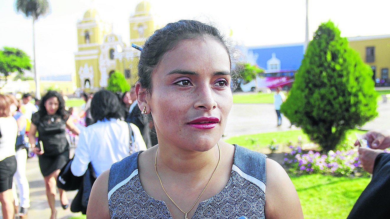 Consejera por Bolívar afirma que  GRLL no hace obras para su provincia