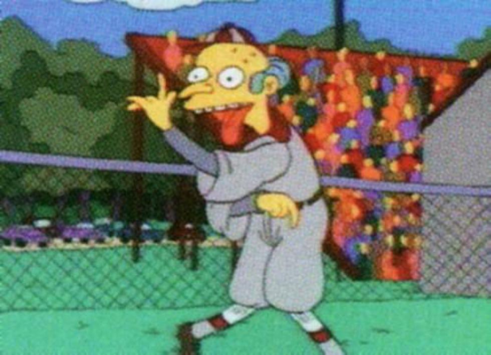 Brasil 2014: Cibernautas crean divertidos memes por blooper de Sabella que casi cae al piso (Fotos)