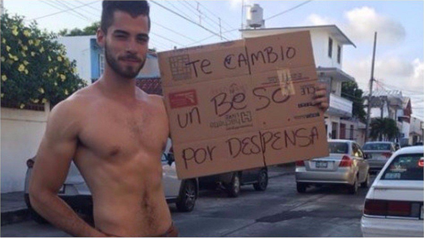 ​Terremoto en México: modelo cambia besos por víveres para ayudar a damnificados (FOTOS)