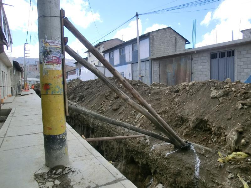 Preocupación por postes de energía electrica