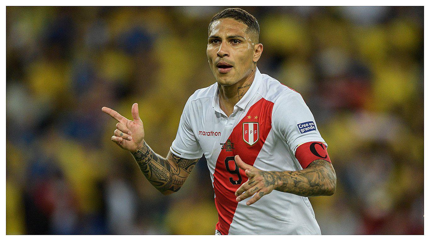 ​Juan Carlos Oblitas: "Creo que Paolo Guerrero se equivocó"